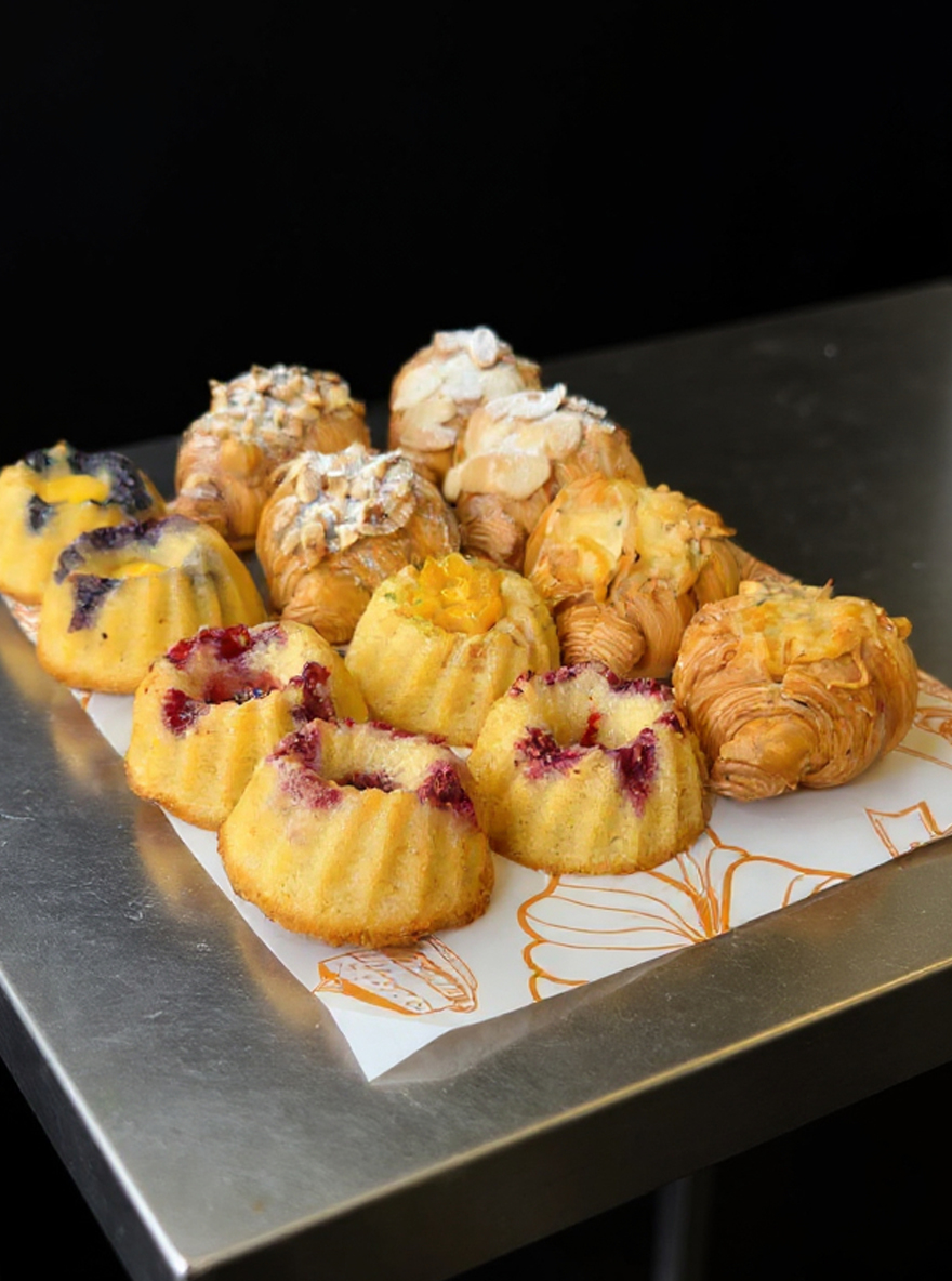 Buy Petite French Pastries Set
