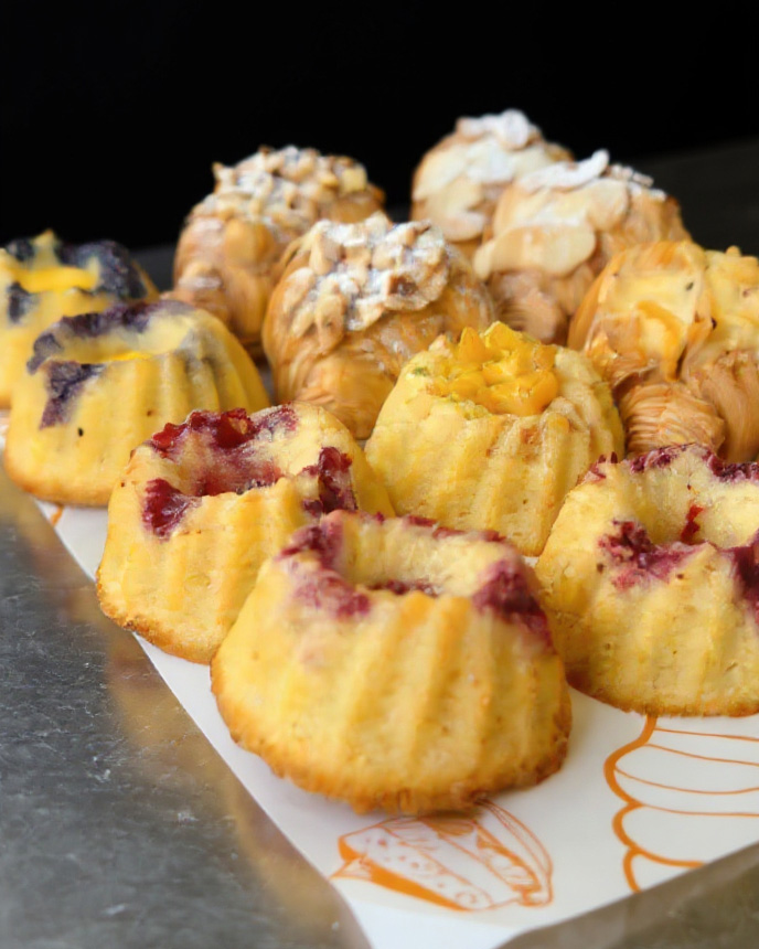 Petite French Pastries Set